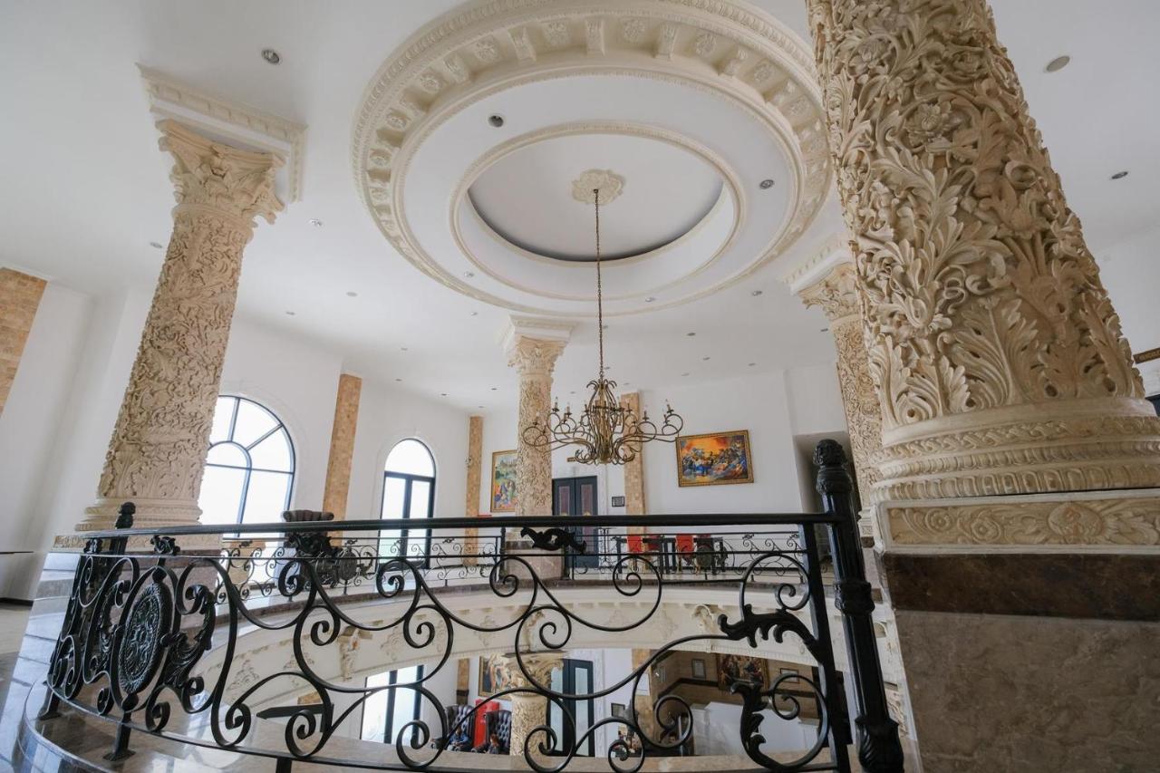 The Grand Palace Hotel Yogyakarta Exteriör bild