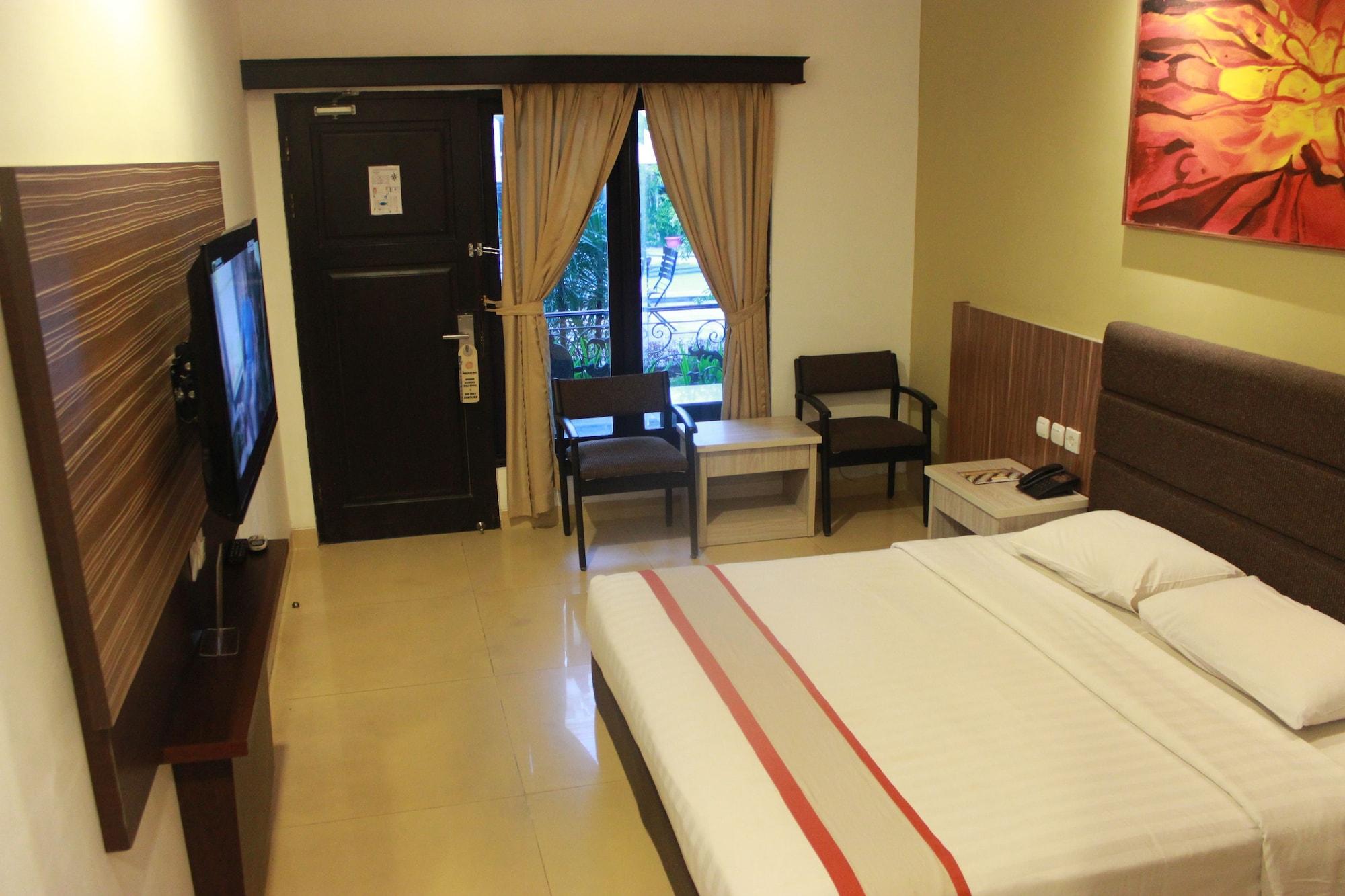 The Grand Palace Hotel Yogyakarta Exteriör bild