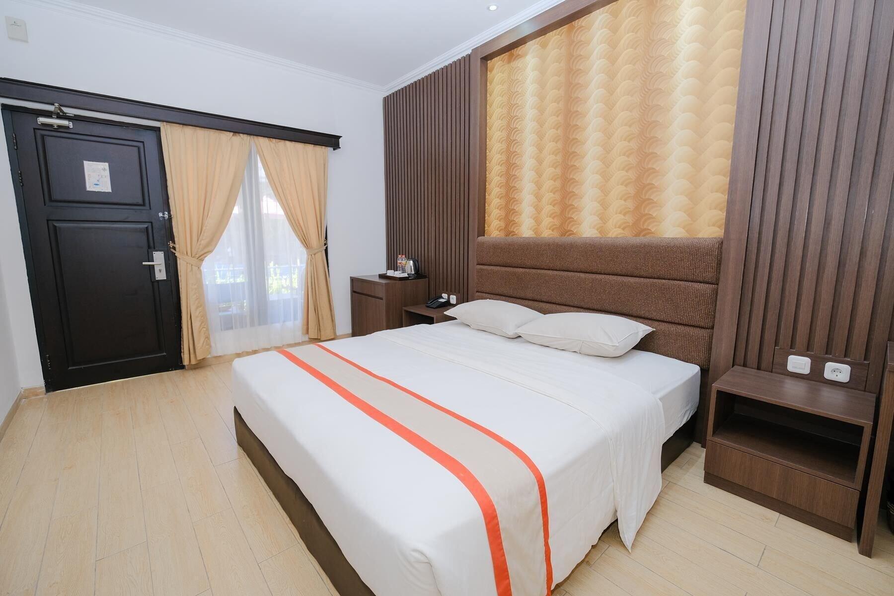 The Grand Palace Hotel Yogyakarta Exteriör bild
